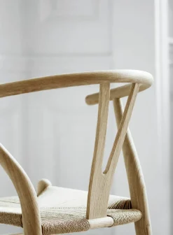 Carl Hansen & Søn Spisebordsstole<Y-stol CH24, eg sæbe af Hans J. Wegner