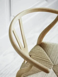 Carl Hansen & Søn Spisebordsstole<Y-stol CH24, eg sæbe af Hans J. Wegner