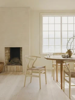 Carl Hansen & Søn Spisebordsstole<Y-stol CH24 Soft Hollyhock af Hans J. Wegner