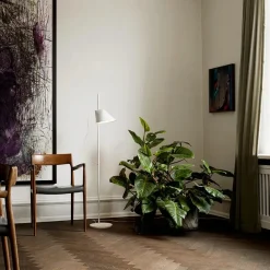 Louis Poulsen Gulvlamper|Spots<Yuh gulvlampe fra